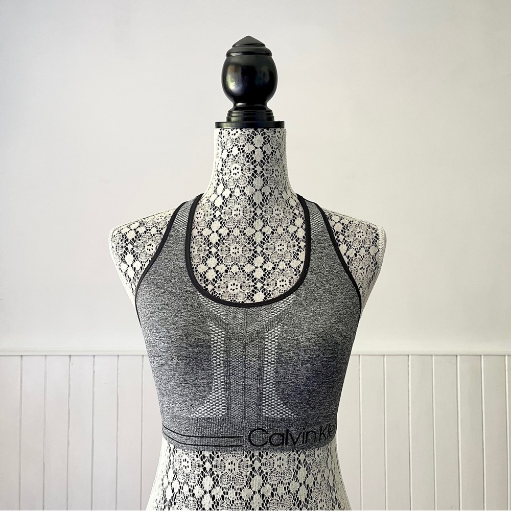 Calvin Klein Performance Medium Impact Racerback Sports Bra Size S